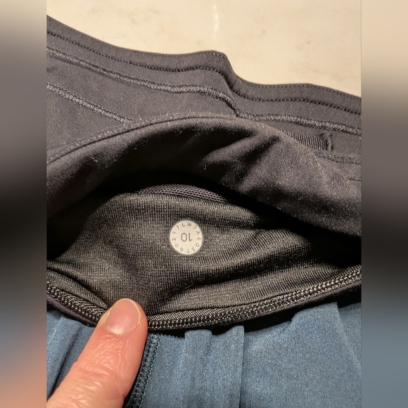 Lululemon lean in short - Picture 3 of 5